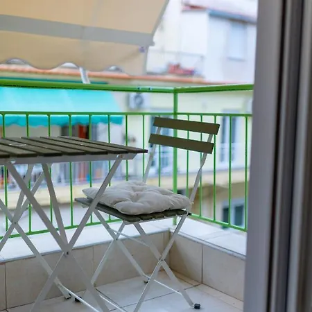 Niovi, Stylish Near The Waterfront Apartment Thessaloniki
