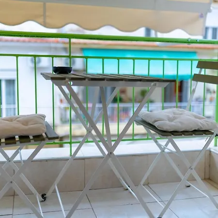 Apartment Niovi, Stylish Near The Waterfront